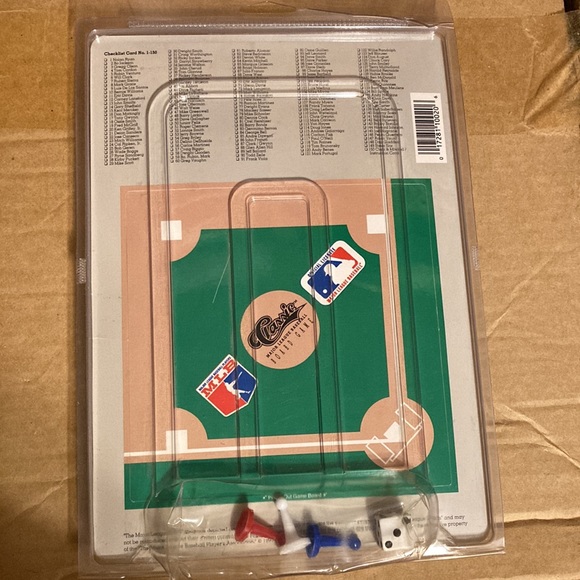 1990 Classic Major League Baseball Board Game Featuring 150 Player Cards - Picture 9 of 12